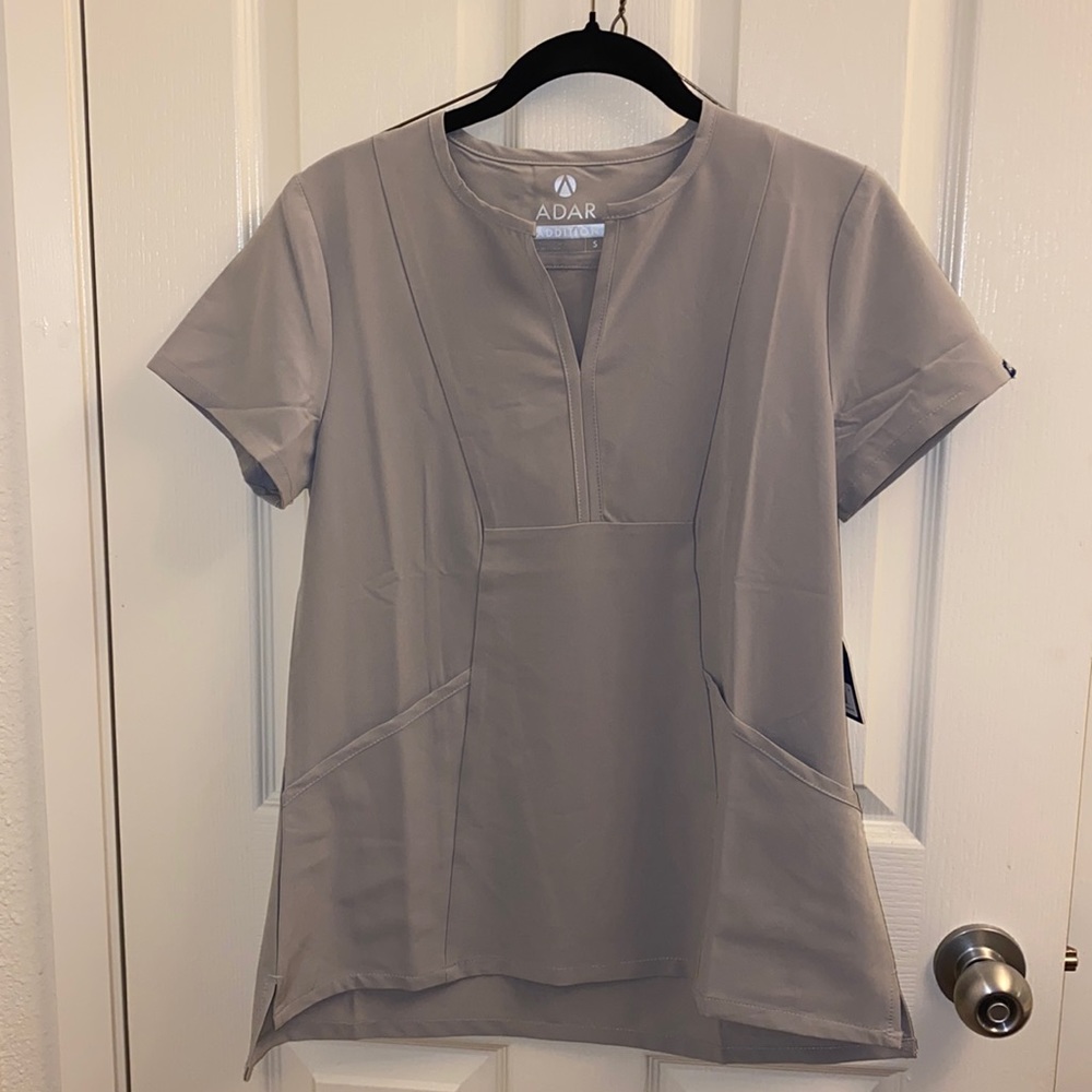 Adar small scrubs